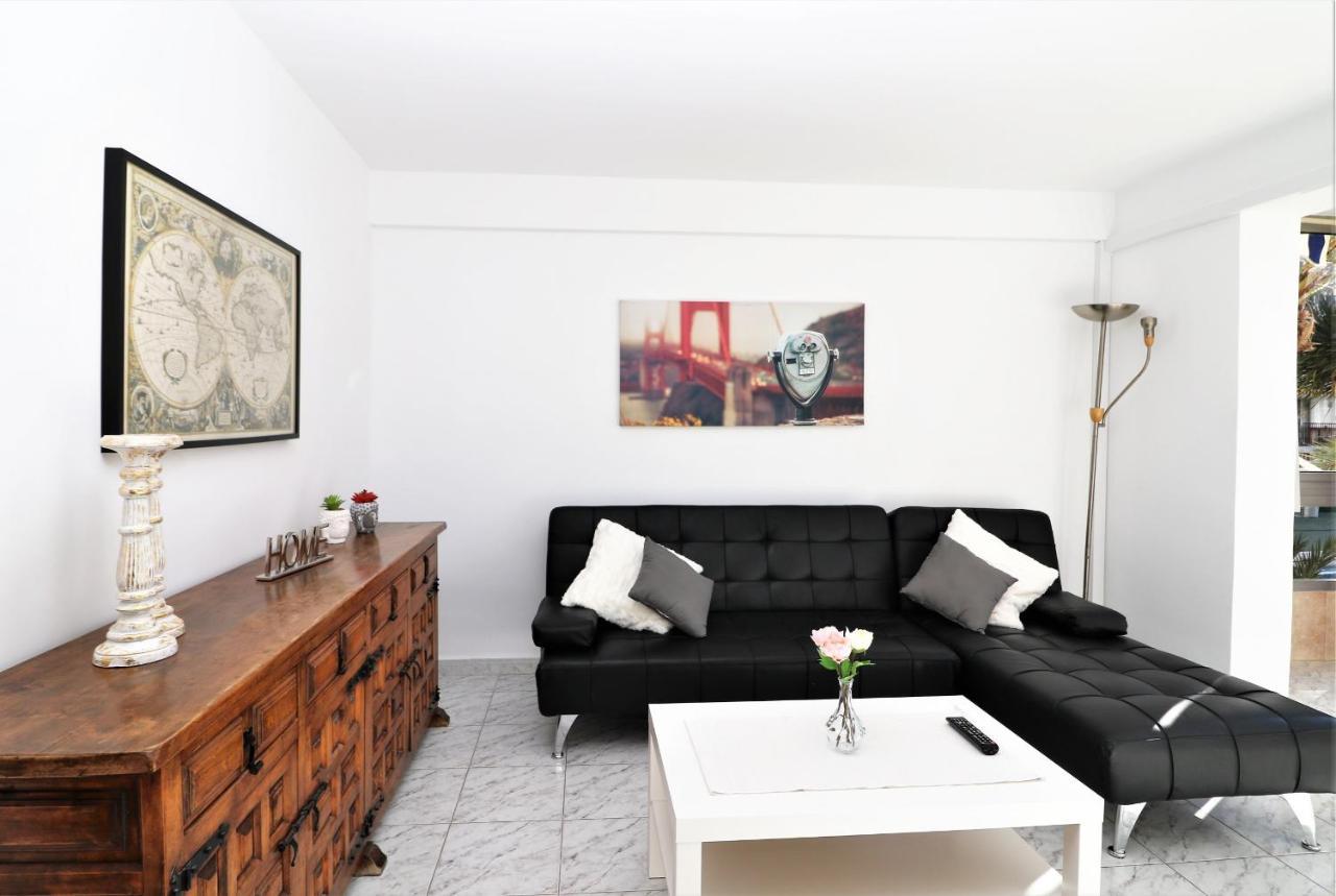Apartamento Versalles Pool Levante *